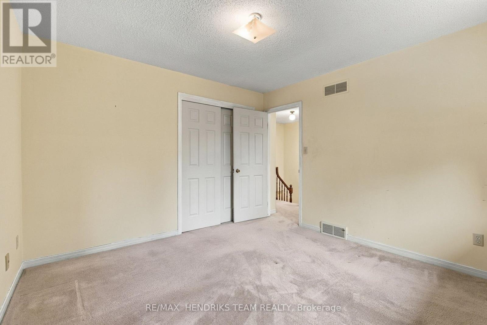 17 Farmington Drive, St. Catharines, Ontario  L2S 3E8 - Photo 28 - X13839200
