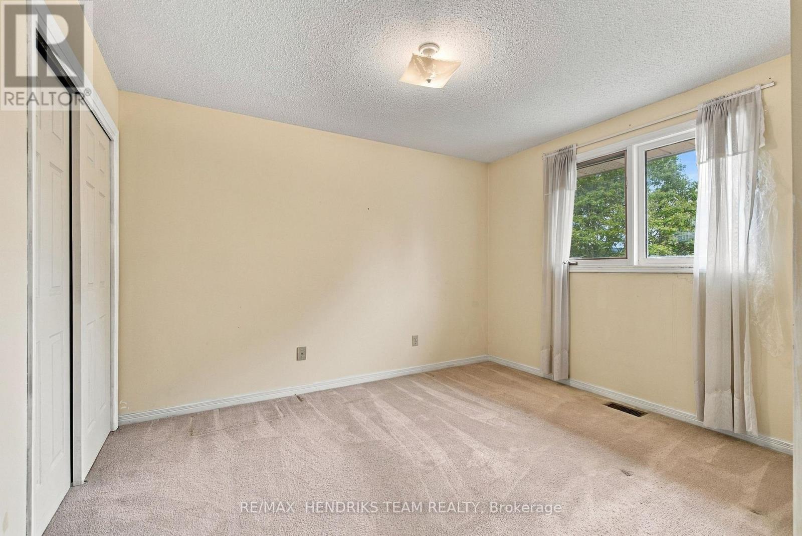 17 Farmington Drive, St. Catharines, Ontario  L2S 3E8 - Photo 29 - X13839200
