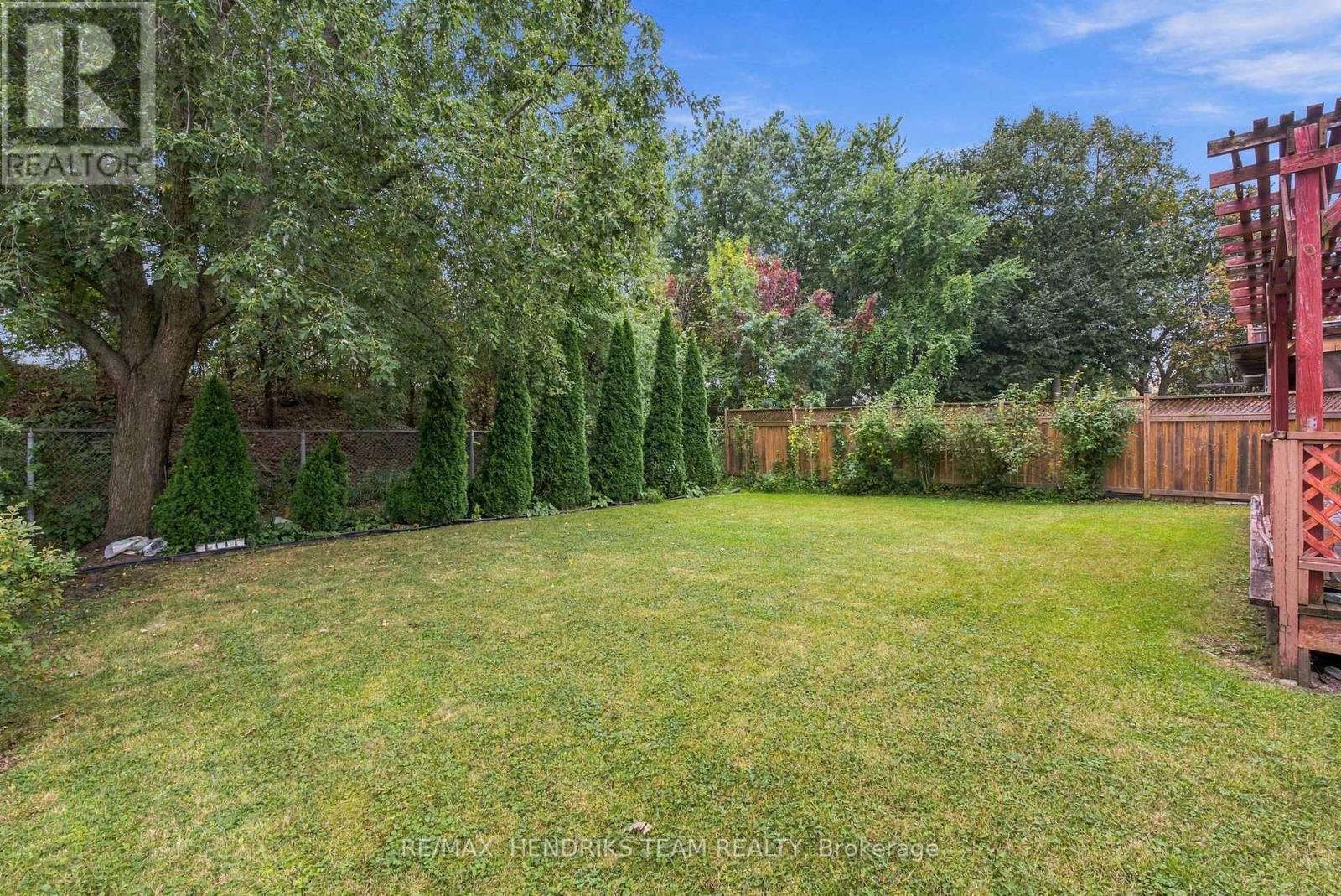 17 Farmington Drive, St. Catharines, Ontario  L2S 3E8 - Photo 34 - X13839200