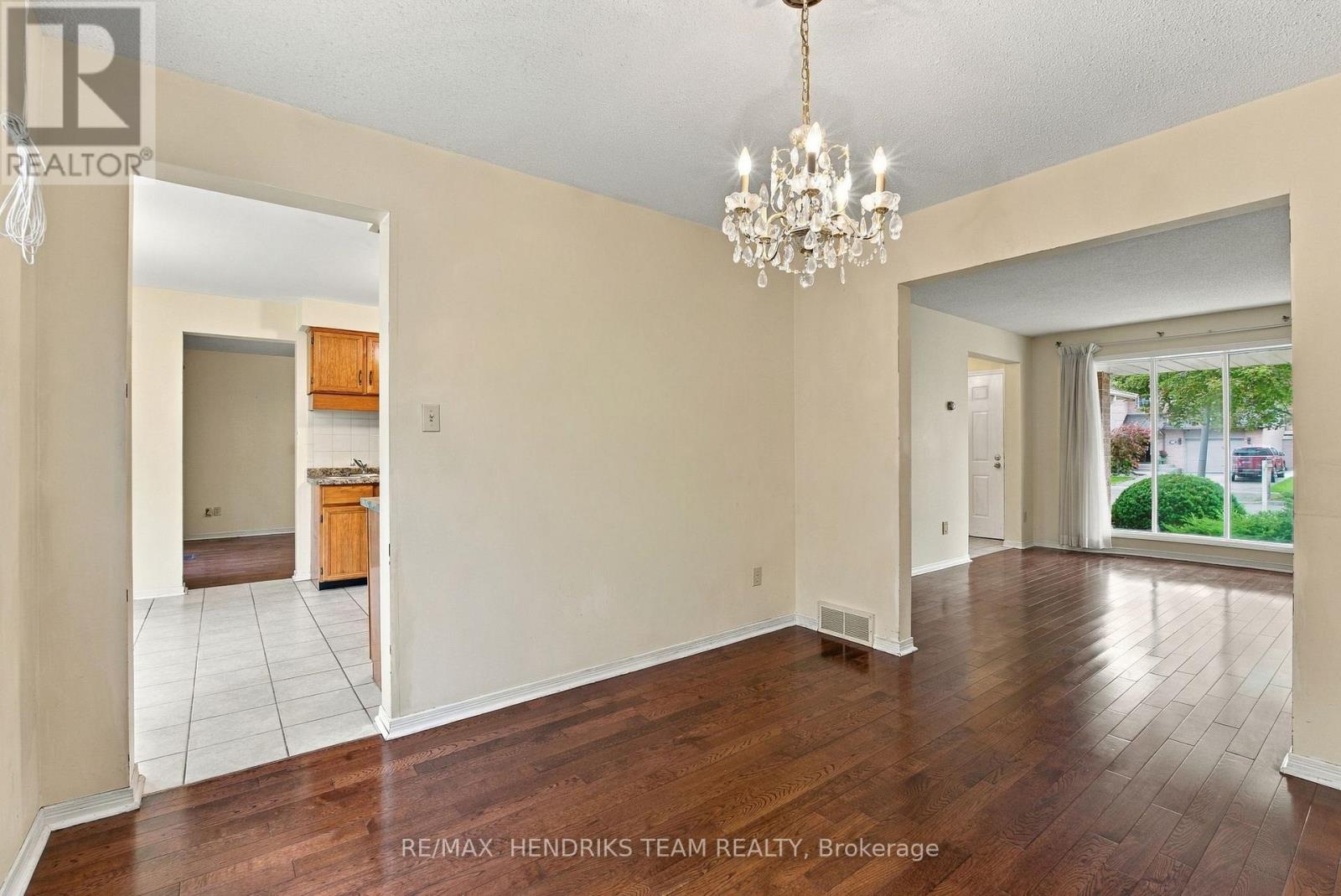 17 Farmington Drive, St. Catharines, Ontario  L2S 3E8 - Photo 9 - X13839200