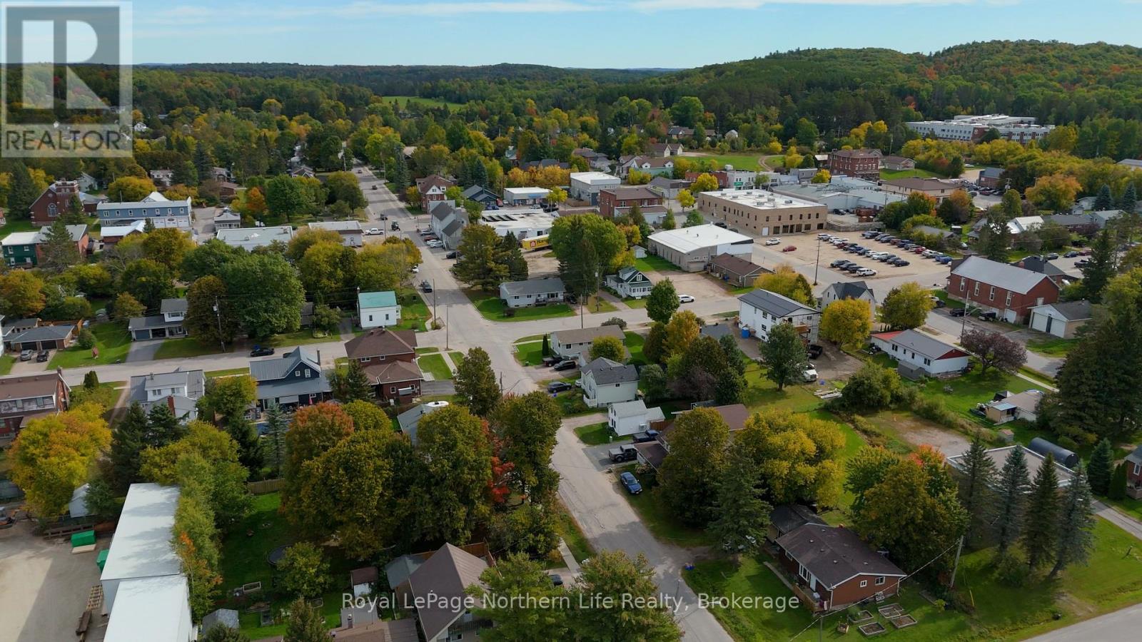 83 Memorial Park Drive, Powassan, Ontario  P0H 1Z0 - Photo 38 - X13839162