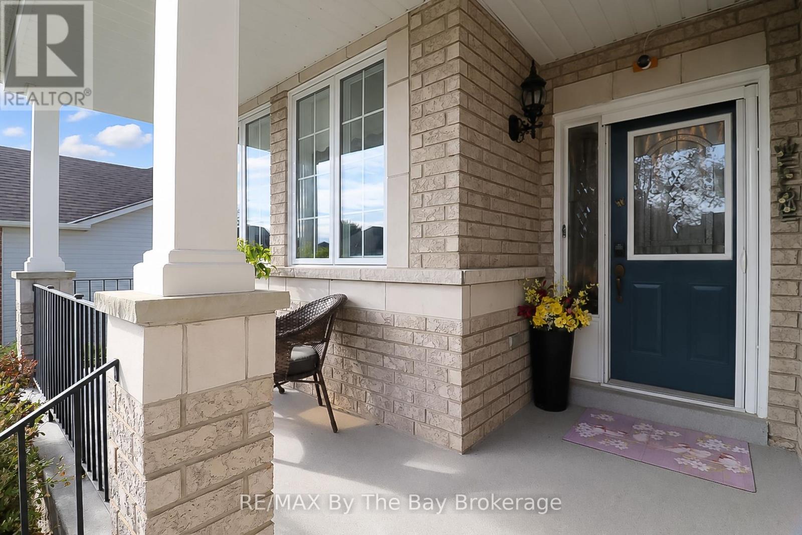 8 Middleport Drive, Wasaga Beach, Ontario L9Z 3C1 - Photo 10 - S13838978