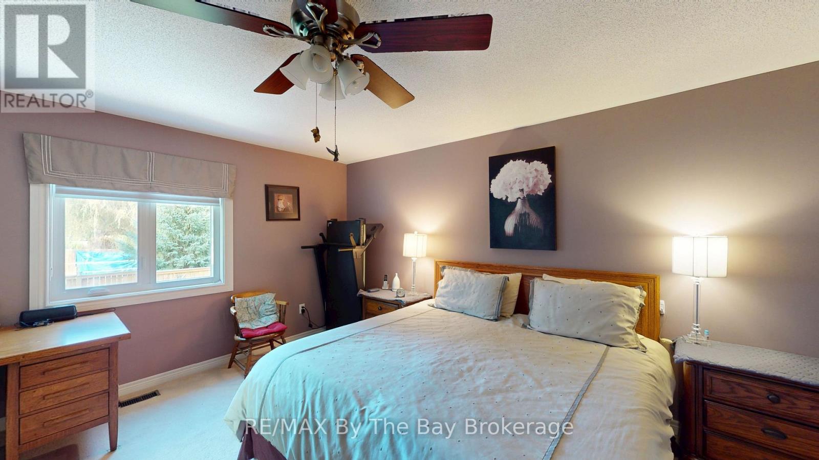 8 Middleport Drive, Wasaga Beach, Ontario L9Z 3C1 - Photo 17 - S13838978