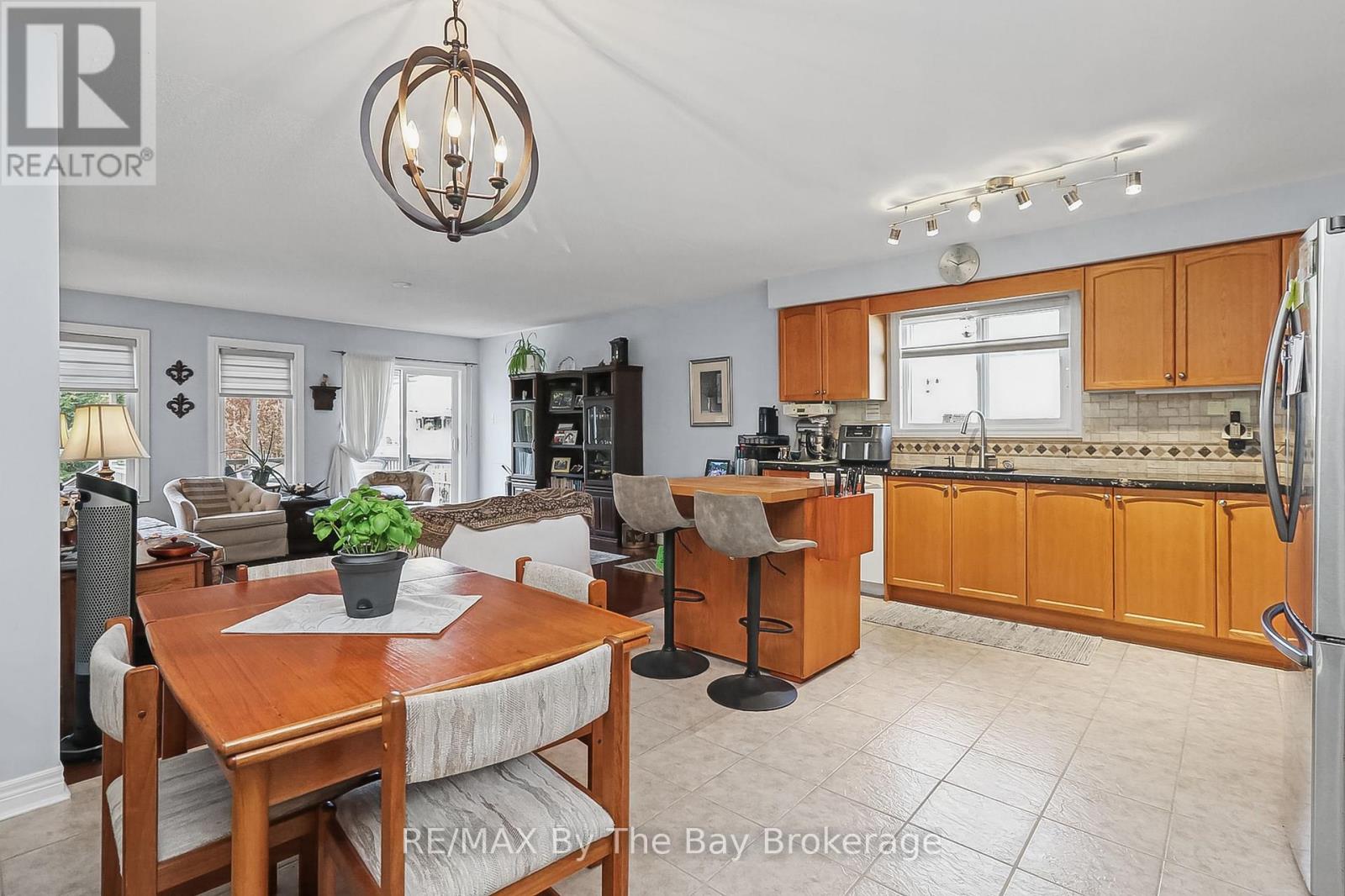 8 Middleport Drive, Wasaga Beach, Ontario L9Z 3C1 - Photo 20 - S13838978
