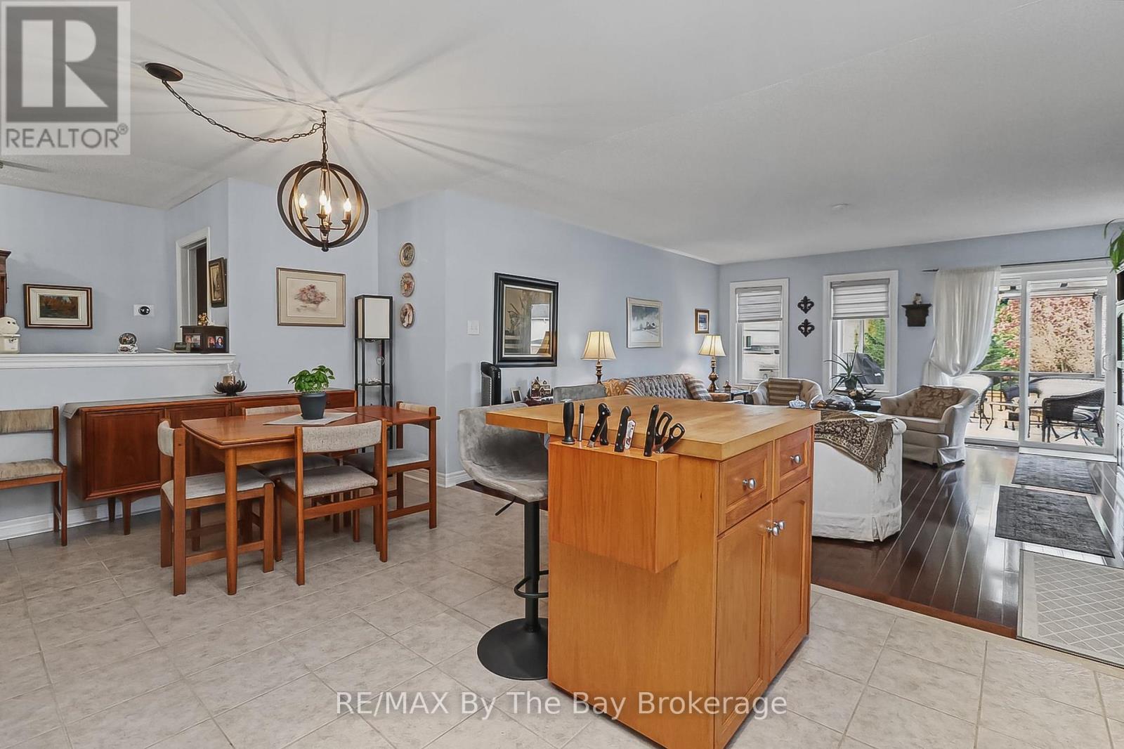 8 Middleport Drive, Wasaga Beach, Ontario L9Z 3C1 - Photo 24 - S13838978