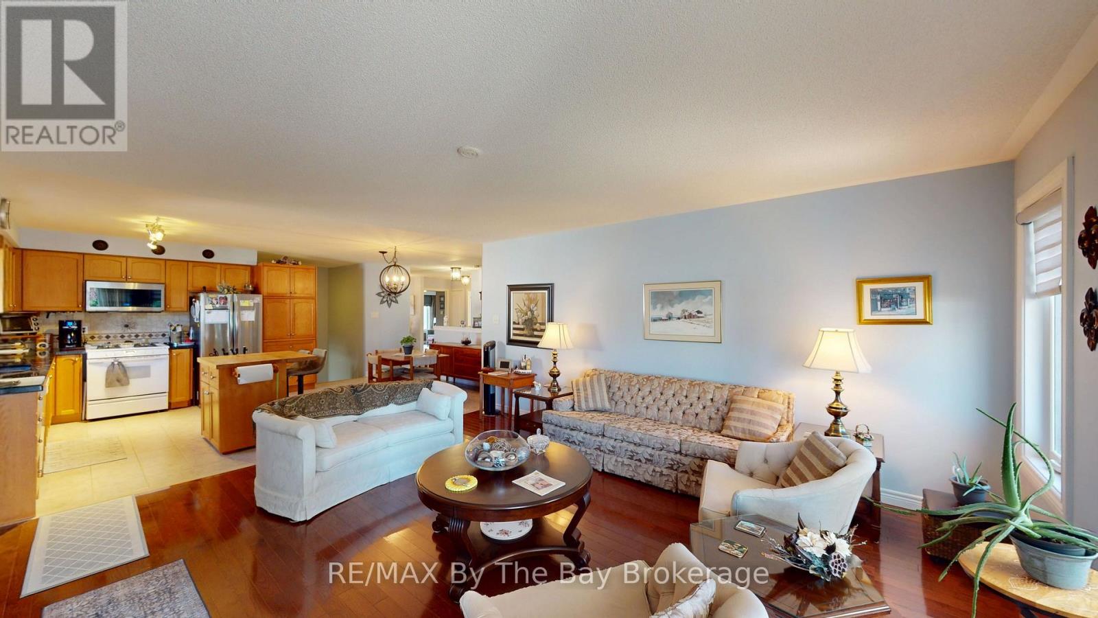 8 Middleport Drive, Wasaga Beach, Ontario L9Z 3C1 - Photo 26 - S13838978