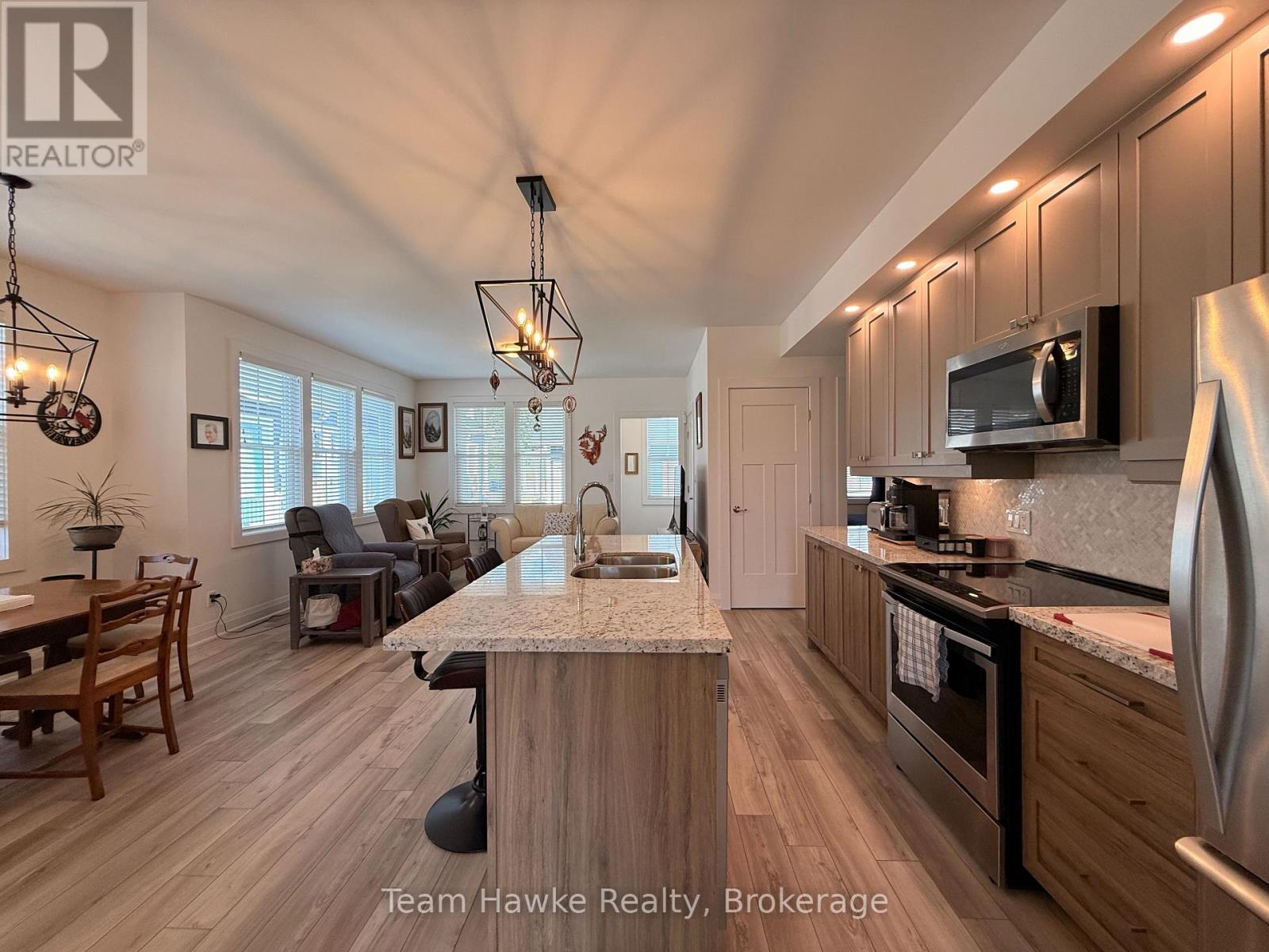 25 - 10 Samantha Lane, Midland, Ontario L4R 0H4 - Photo 5 - S13839182