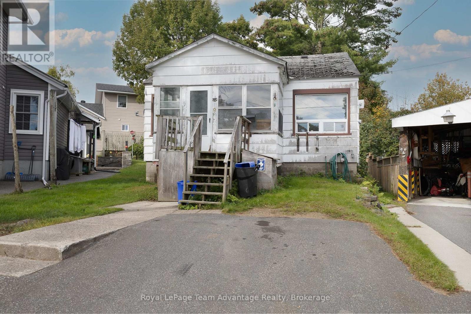 9 Elizabeth Court, Parry Sound, Ontario P2A 1P3 - Photo 1 - X13838872