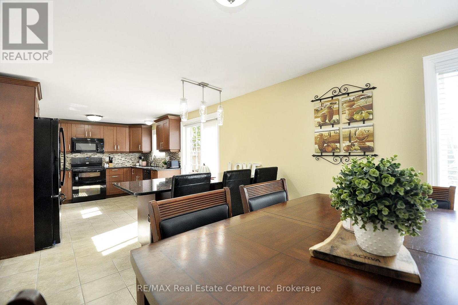 37 Woodcroft Place, Cambridge, Ontario N1P 1B1 - Photo 12 - X13839066