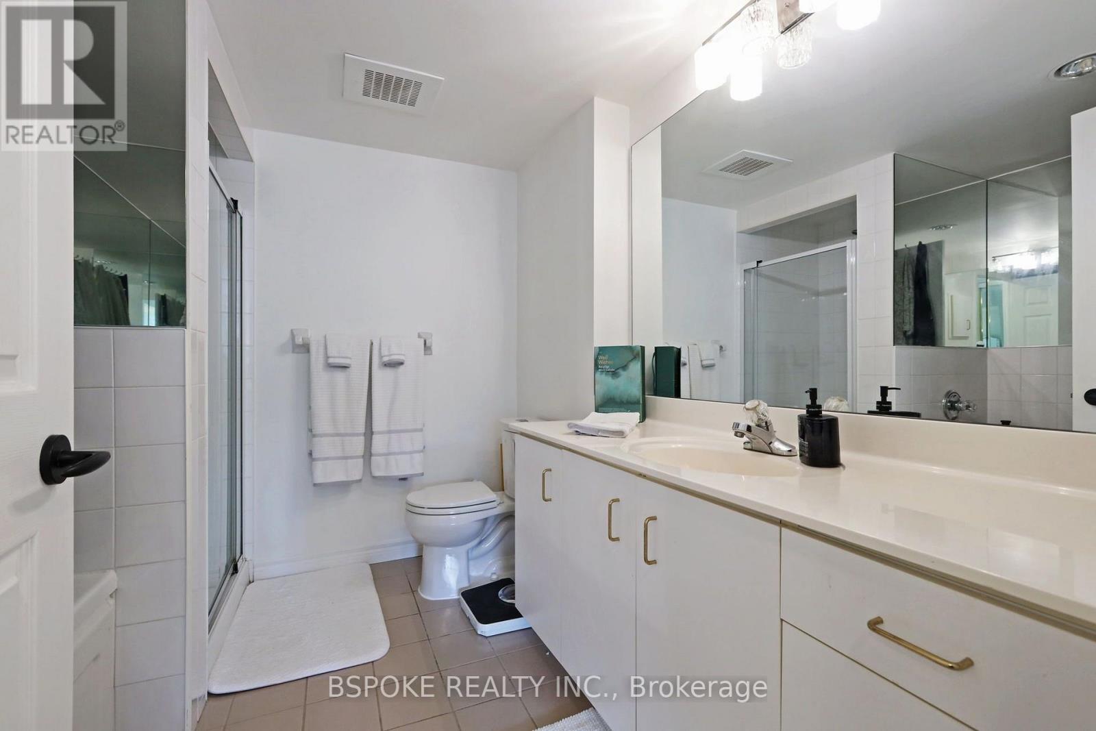 Lc11 - 18 Concorde Place, Toronto, Ontario  M3C 3T9 - Photo 17 - C13838896
