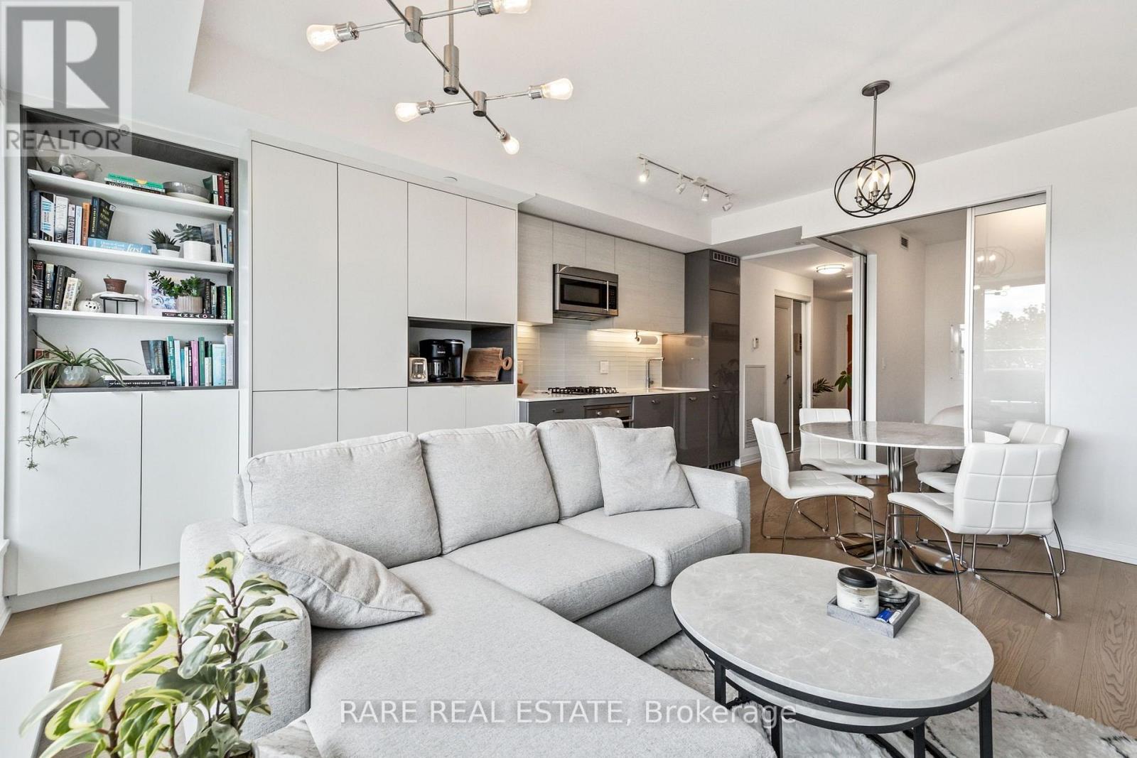514 - 835 St Clair Avenue W, Toronto, Ontario  M6C 0A8 - Photo 2 - C13838990