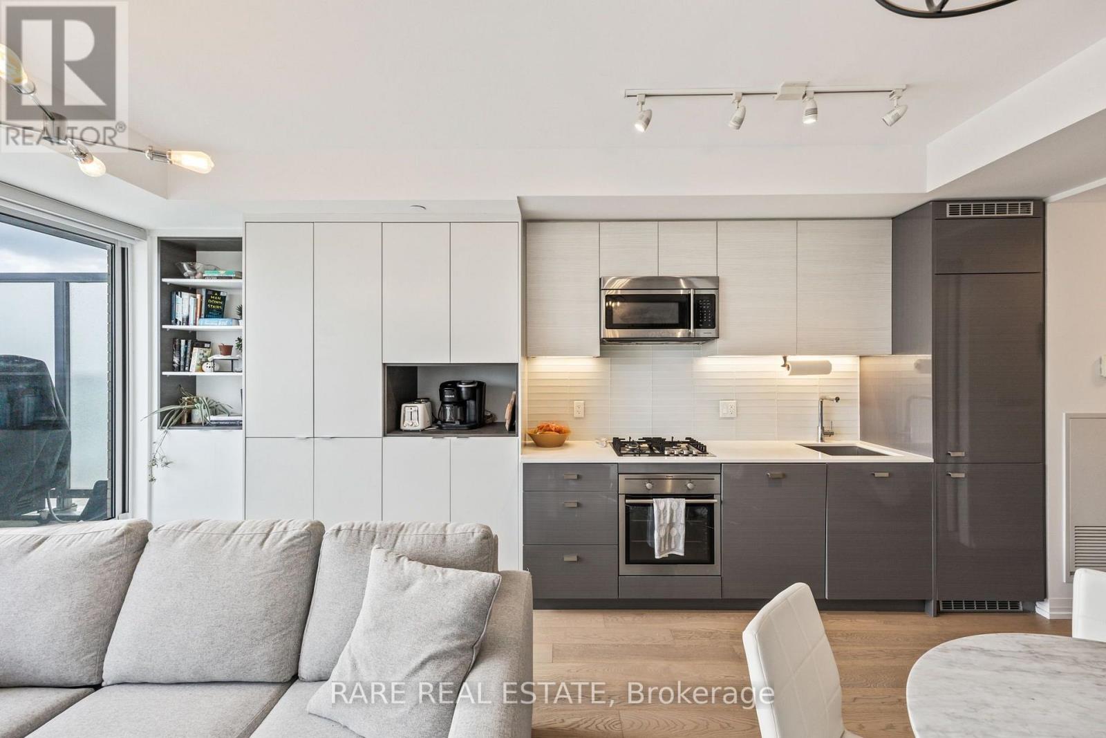 514 - 835 St Clair Avenue W, Toronto, Ontario  M6C 0A8 - Photo 3 - C13838990