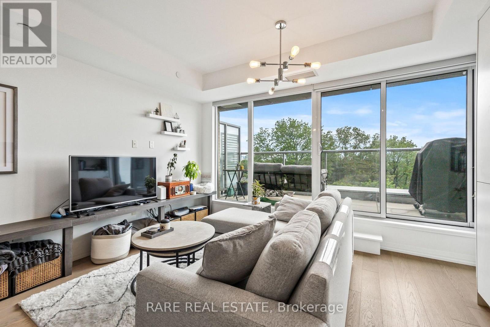 514 - 835 St Clair Avenue W, Toronto, Ontario  M6C 0A8 - Photo 4 - C13838990