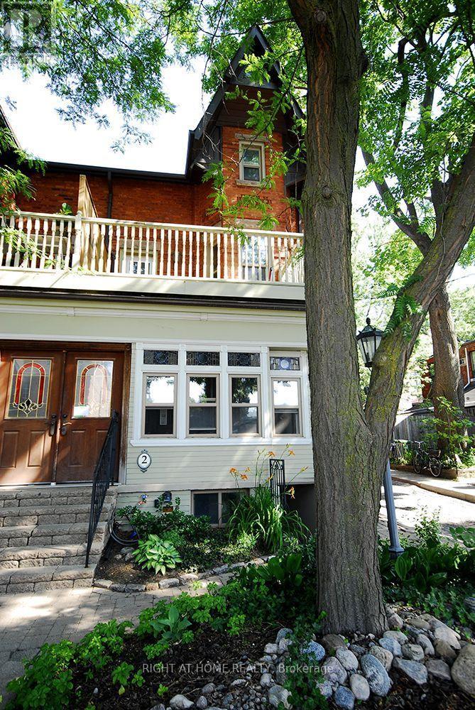 4 - 2 Afton Avenue, Toronto, Ontario  M6J 1R7 - Photo 3 - C13839016