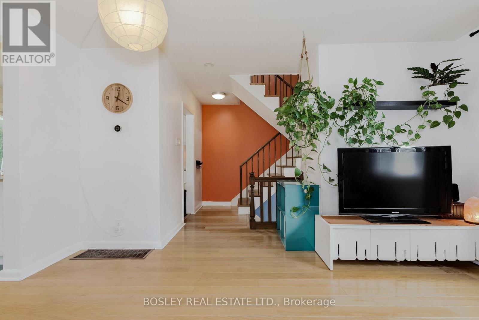 2 COTTONWOOD DRIVE, Toronto, Ontario