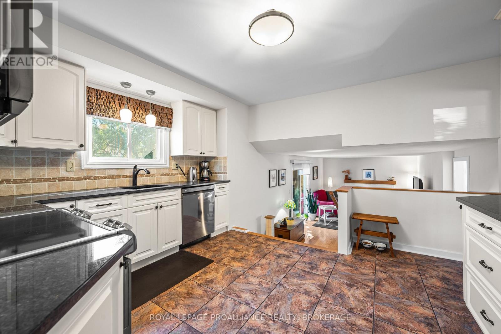 79 Seaforth Road, Kingston, Ontario  K7M 1E1 - Photo 12 - X13839144