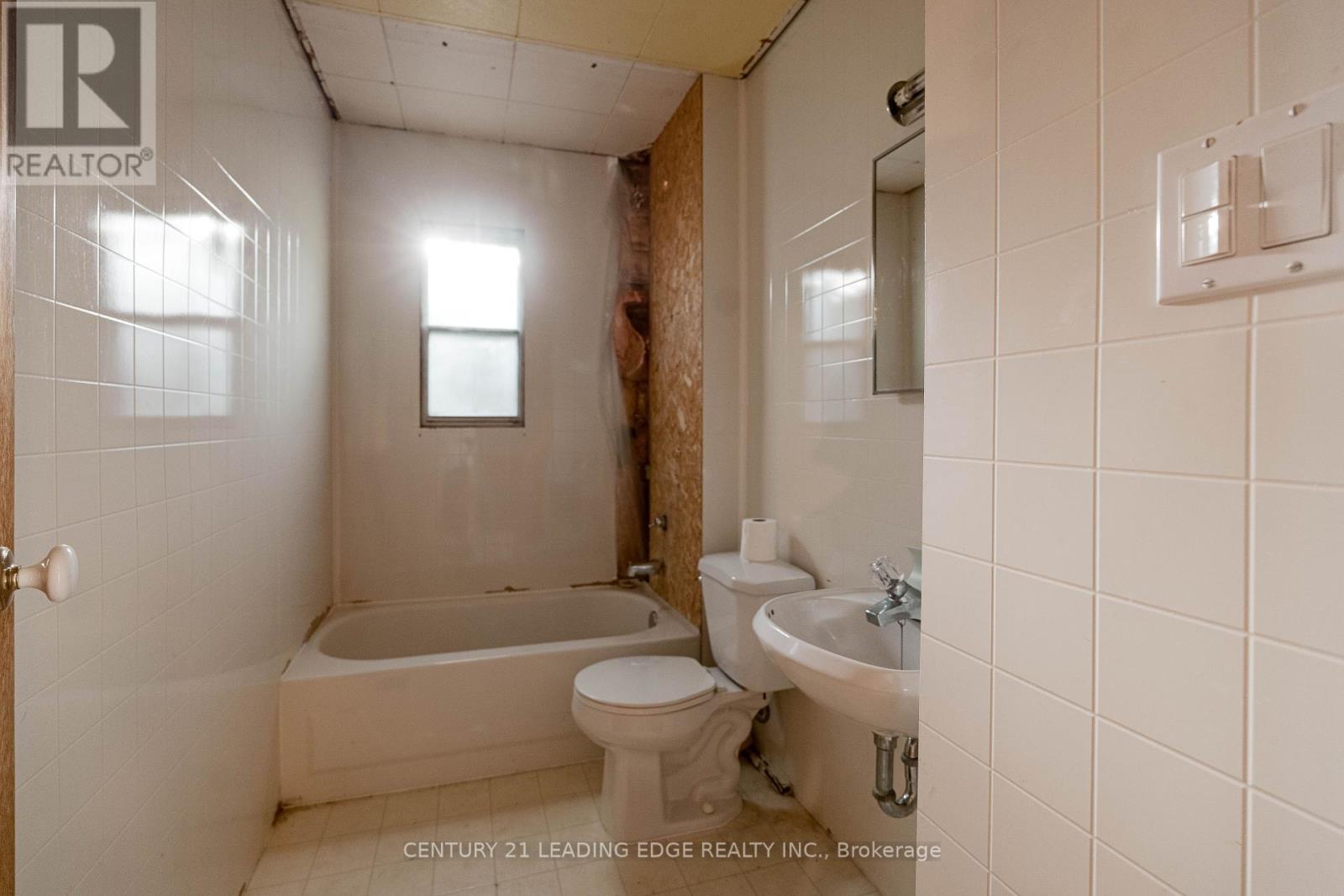 14 George Street, Ajax, Ontario  L1S 1S5 - Photo 23 - E13839060
