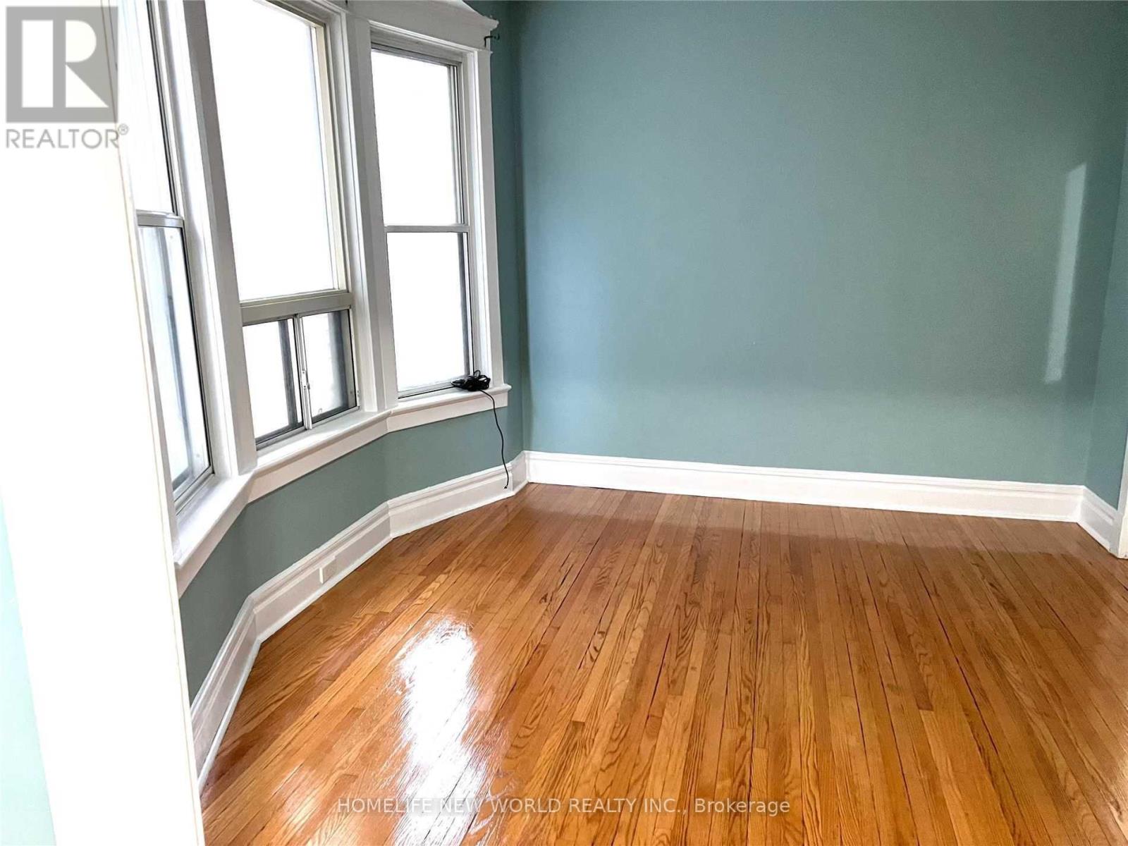 Sf - 6 Sproat Avenue, Toronto, Ontario  M4M 1W4 - Photo 3 - E13839102