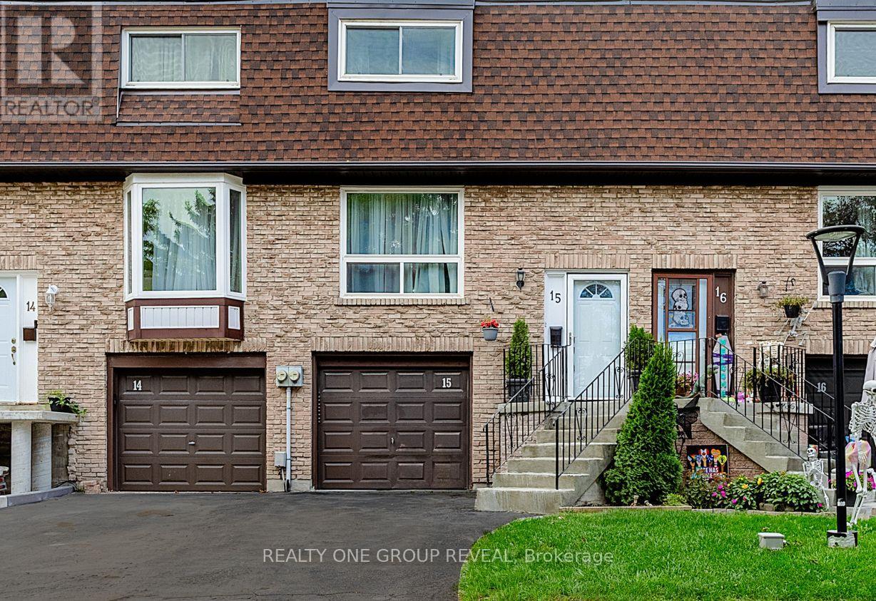 15 - 222 PEARSON STREET, Oshawa, Ontario