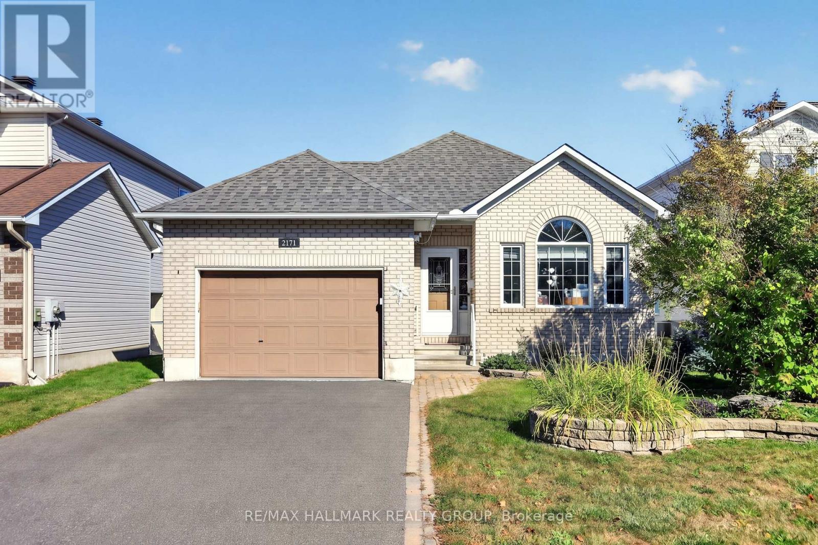 2171 DESCARTES STREET, Ottawa, Ontario