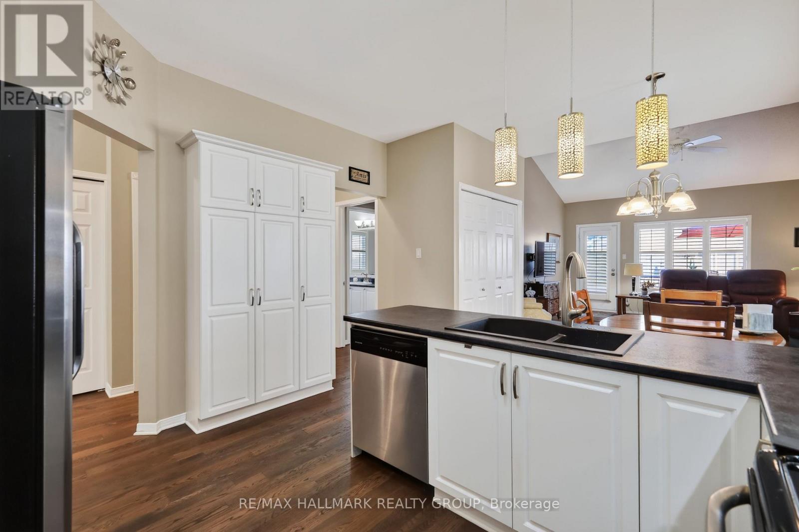 2171 Descartes Street, Ottawa, Ontario  K4A 4E4 - Photo 9 - X13839014