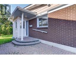 109 WOODFIELD DRIVE N, Ottawa, Ontario