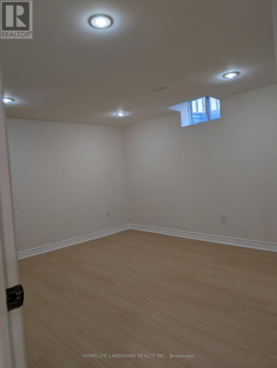 8 Muster Court, Markham (Buttonville), Ontario  L3R 9G5 - Photo 13 - N13838888