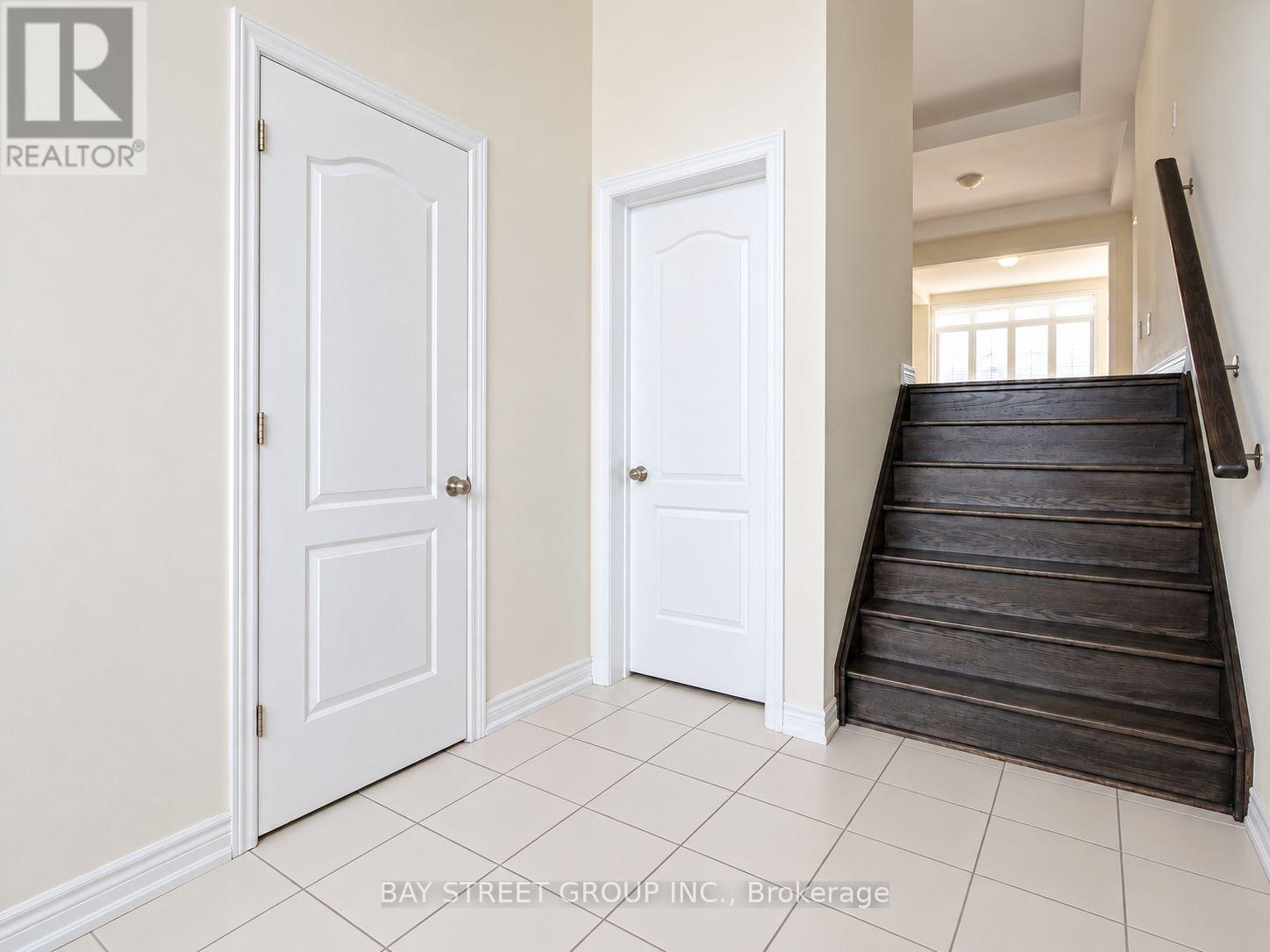 22 John Smith Street, East Gwillimbury, Ontario  L9N 0S7 - Photo 3 - N13838946