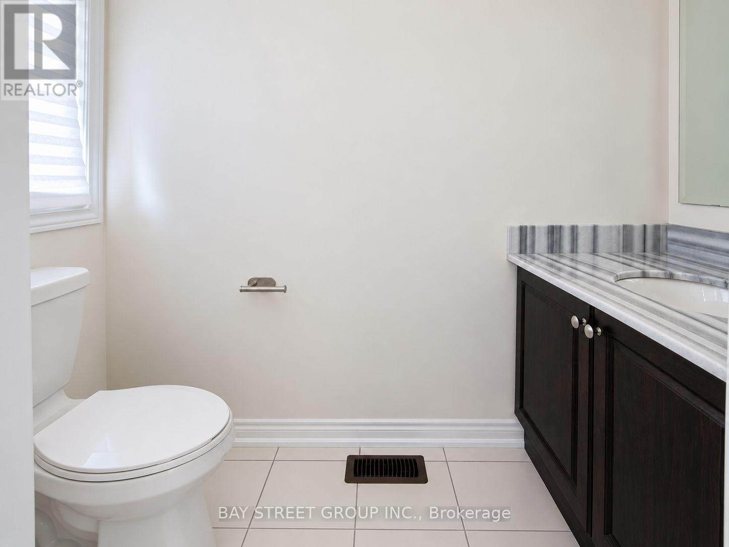 22 John Smith Street, East Gwillimbury, Ontario  L9N 0S7 - Photo 4 - N13838946