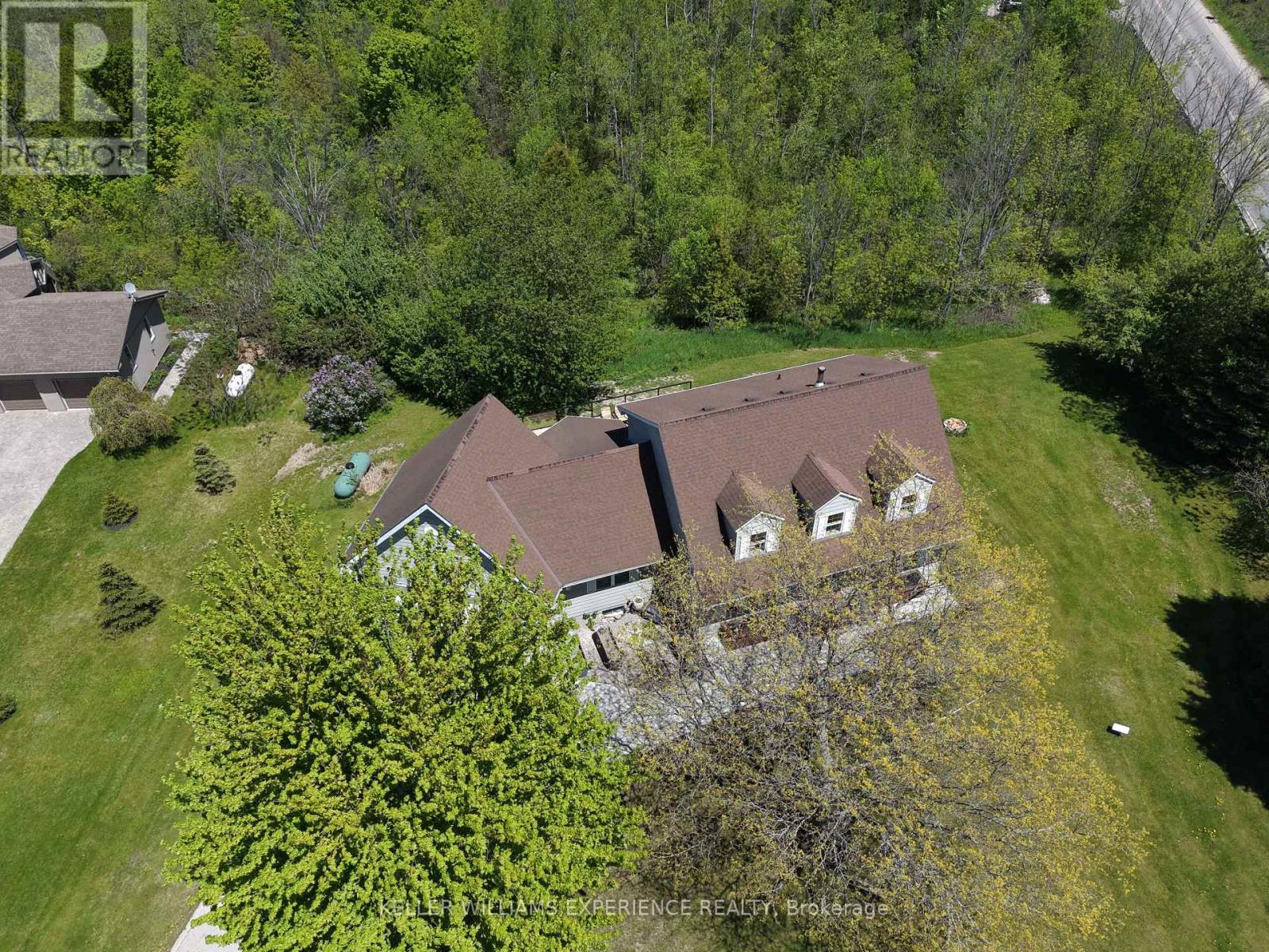 2 Algonquin Heights Court, Essa (Thornton), Ontario  L0L 2N0 - Photo 2 - N13839072