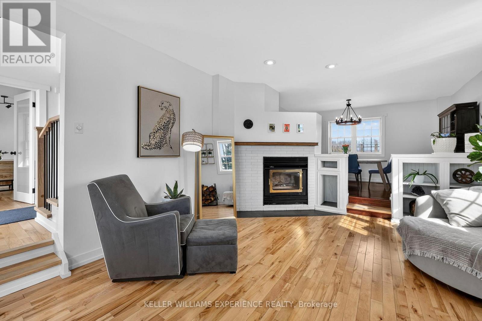 2 Algonquin Heights Court, Essa (Thornton), Ontario  L0L 2N0 - Photo 7 - N13839072