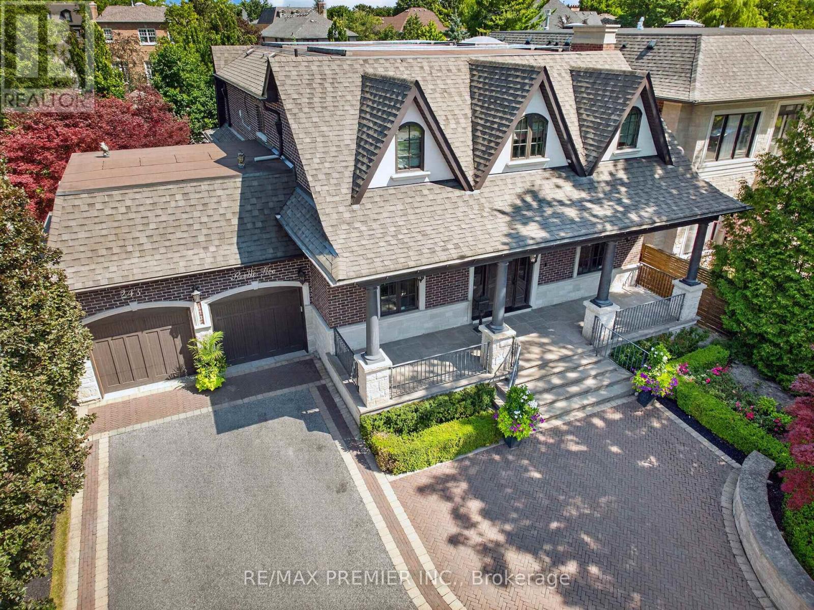 243 Rumble Avenue, Richmond Hill (Mill Pond), Ontario  L4C 4G5 - Photo 2 - N13839188