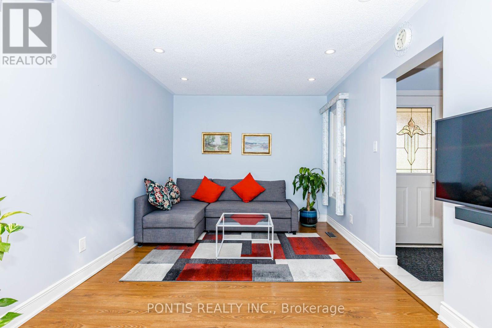 6 Calmist Crescent, Brampton, Ontario  L6Y 4L6 - Photo 11 - W13838898