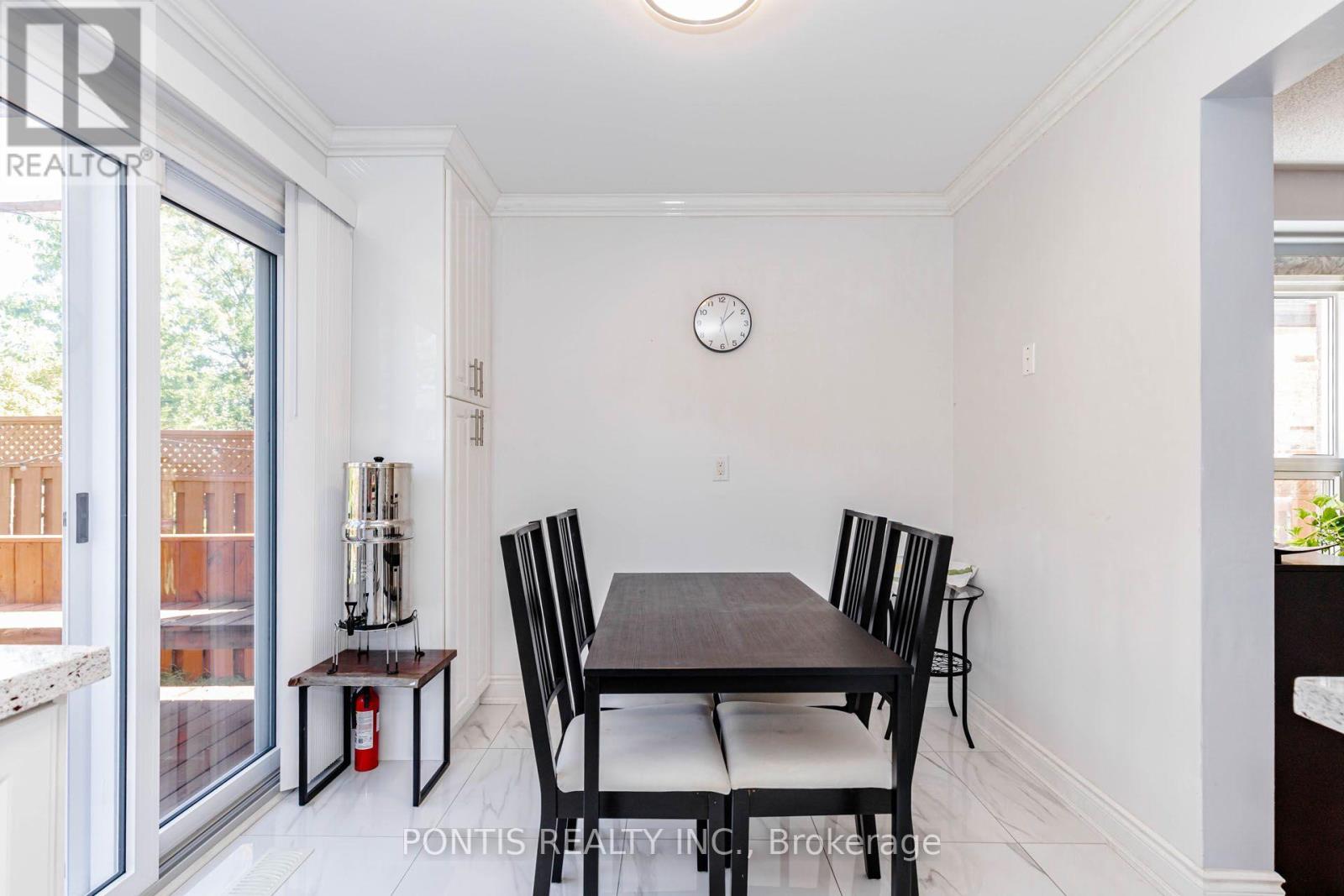 6 Calmist Crescent, Brampton, Ontario  L6Y 4L6 - Photo 16 - W13838898