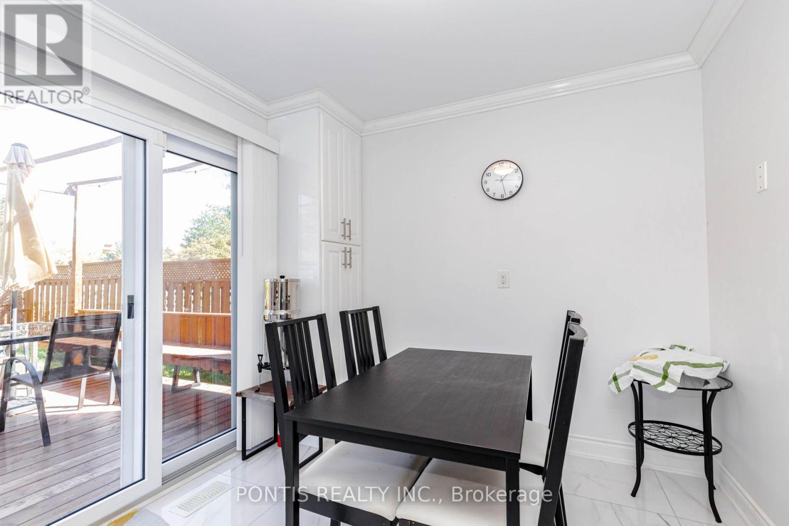 6 Calmist Crescent, Brampton, Ontario  L6Y 4L6 - Photo 18 - W13838898