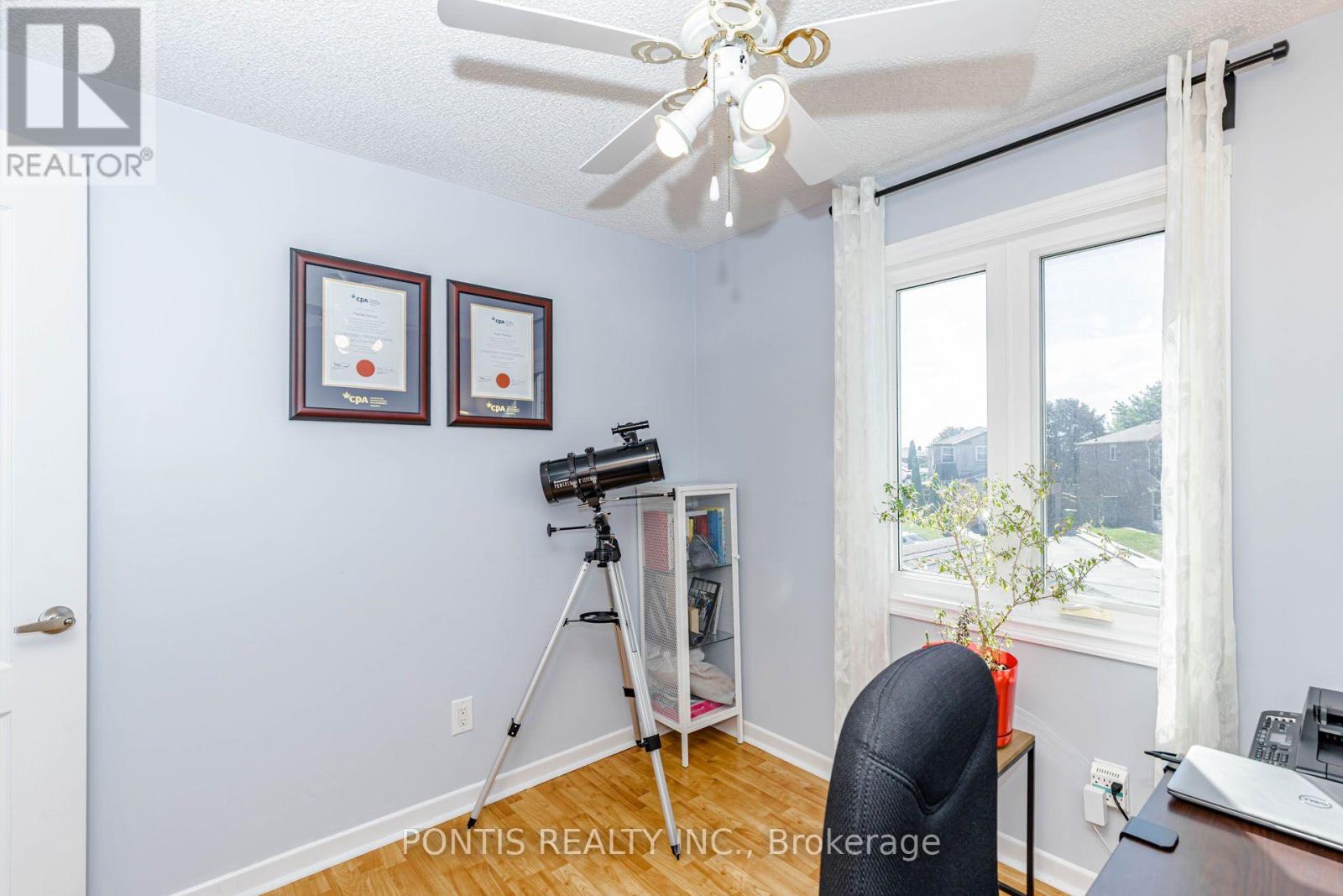 6 Calmist Crescent, Brampton, Ontario  L6Y 4L6 - Photo 27 - W13838898