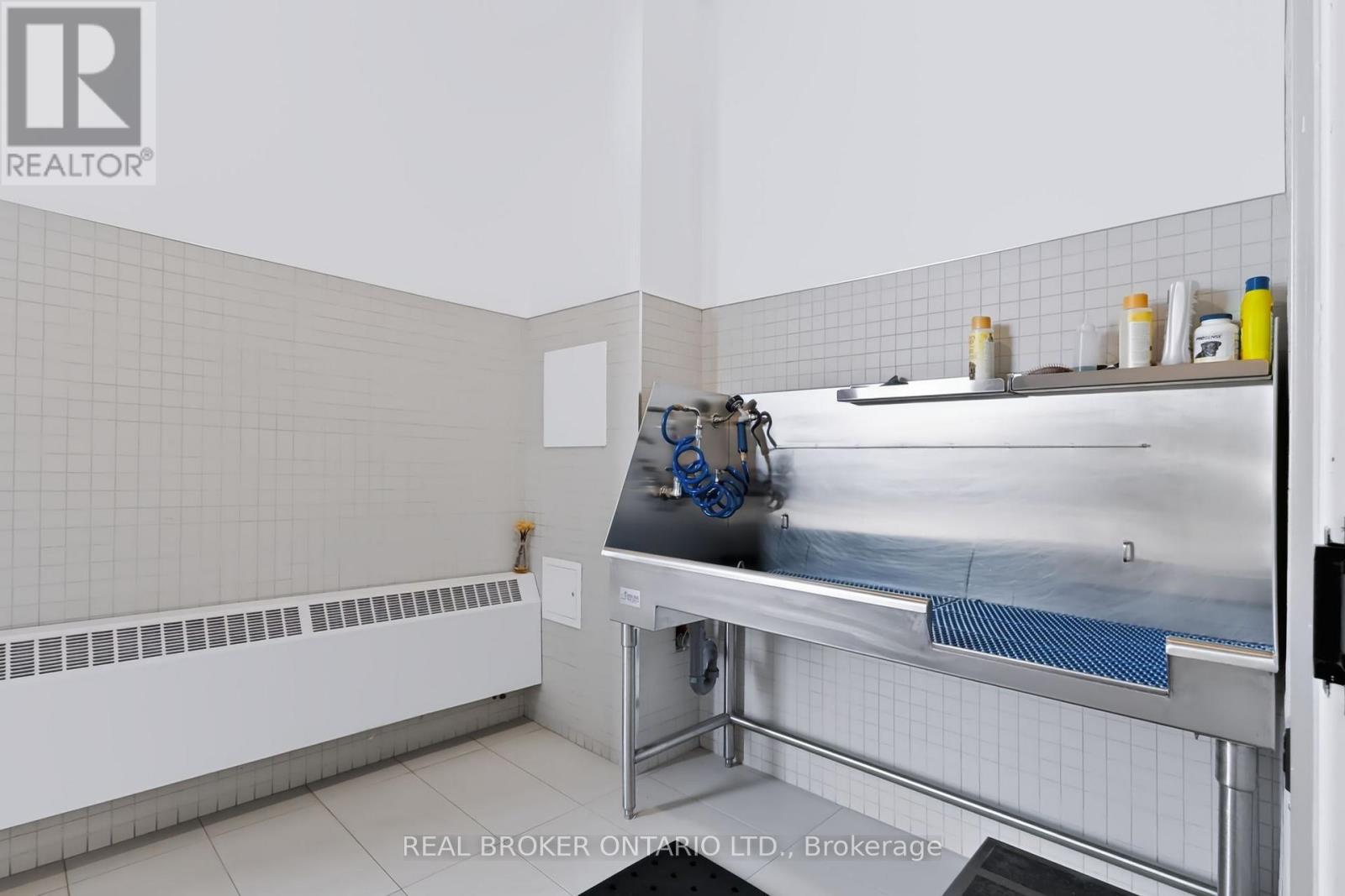 204 - 1050 Main Street E, Milton, Ontario  L9T 9M3 - Photo 27 - W13838934
