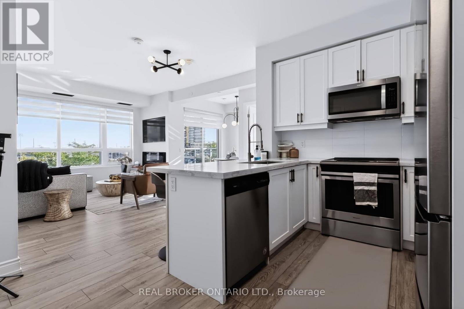 204 - 1050 Main Street E, Milton, Ontario  L9T 9M3 - Photo 6 - W13838934