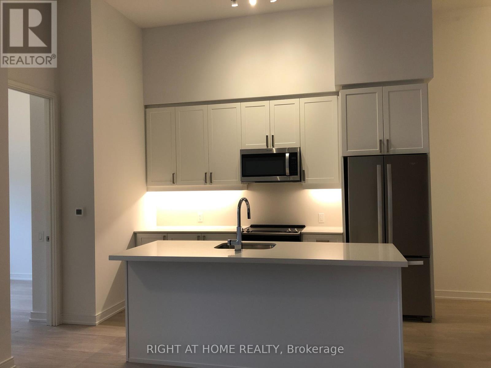 105 - 8 Nahani Way, Mississauga, Ontario  L4Z 4J8 - Photo 3 - W13838942