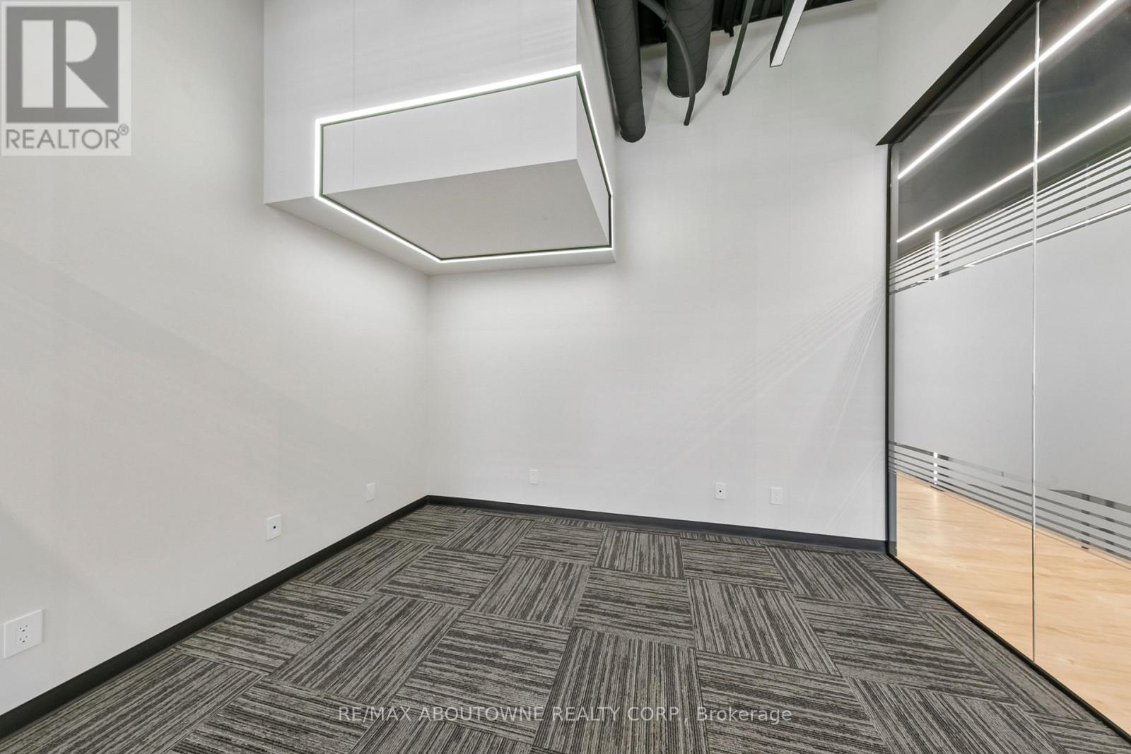 211-D - 320 Matheson Boulevard W, Mississauga, Ontario  L5R 3R1 - Photo 34 - W13838948