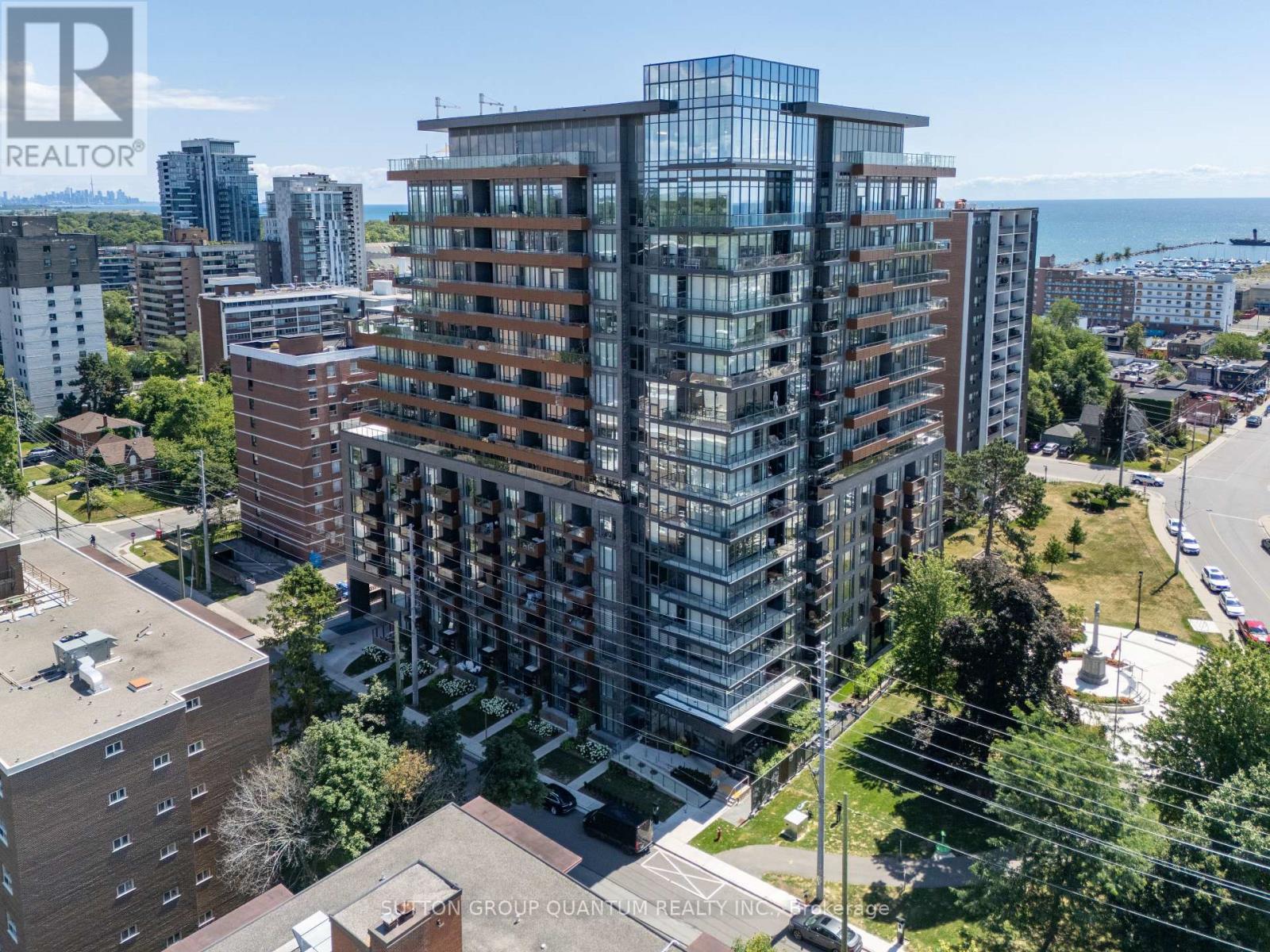 1009 - 21 PARK STREET E, Mississauga, Ontario