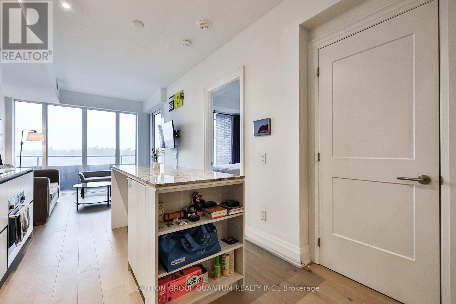 1009 - 21 Park Street E, Mississauga, Ontario  L5G 0C2 - Photo 13 - W13839006