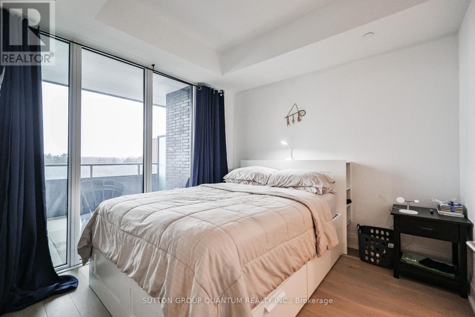 1009 - 21 Park Street E, Mississauga, Ontario  L5G 0C2 - Photo 14 - W13839006