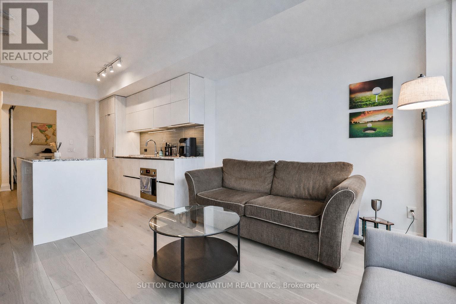 1009 - 21 Park Street E, Mississauga, Ontario  L5G 0C2 - Photo 5 - W13839006