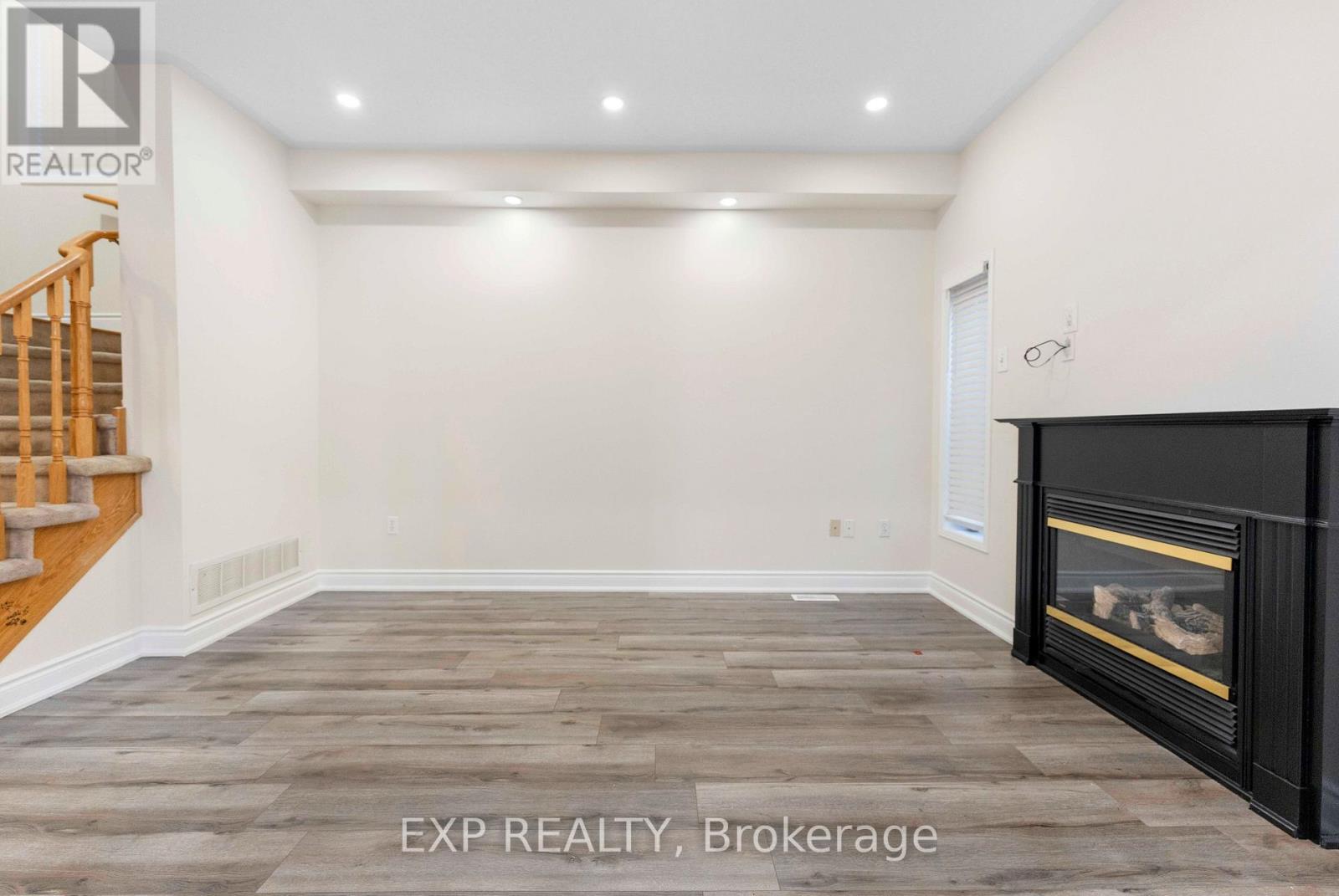 7 Overture Lane, Brampton, Ontario  L6S 6H9 - Photo 10 - W13839082