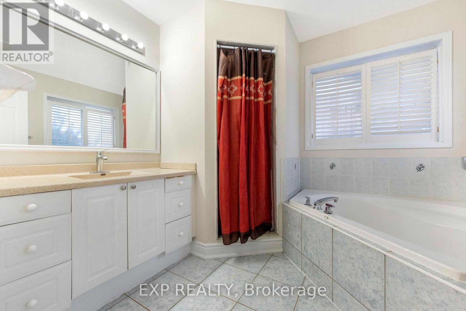 7 Overture Lane, Brampton, Ontario  L6S 6H9 - Photo 23 - W13839082