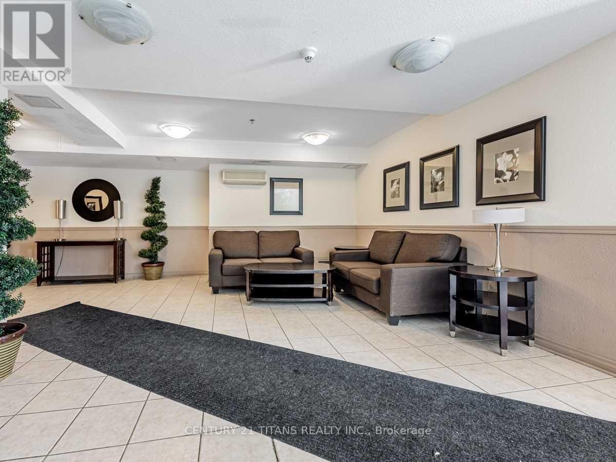 115 - 684 WARDEN AVENUE, Toronto, Ontario