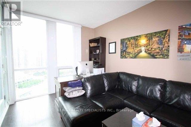 2010 - 3939 Duke Of York Boulevard, Mississauga, Ontario  L5B 4N2 - Photo 15 - W13839194