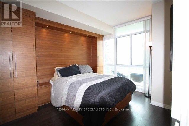 2010 - 3939 Duke Of York Boulevard, Mississauga, Ontario  L5B 4N2 - Photo 8 - W13839194