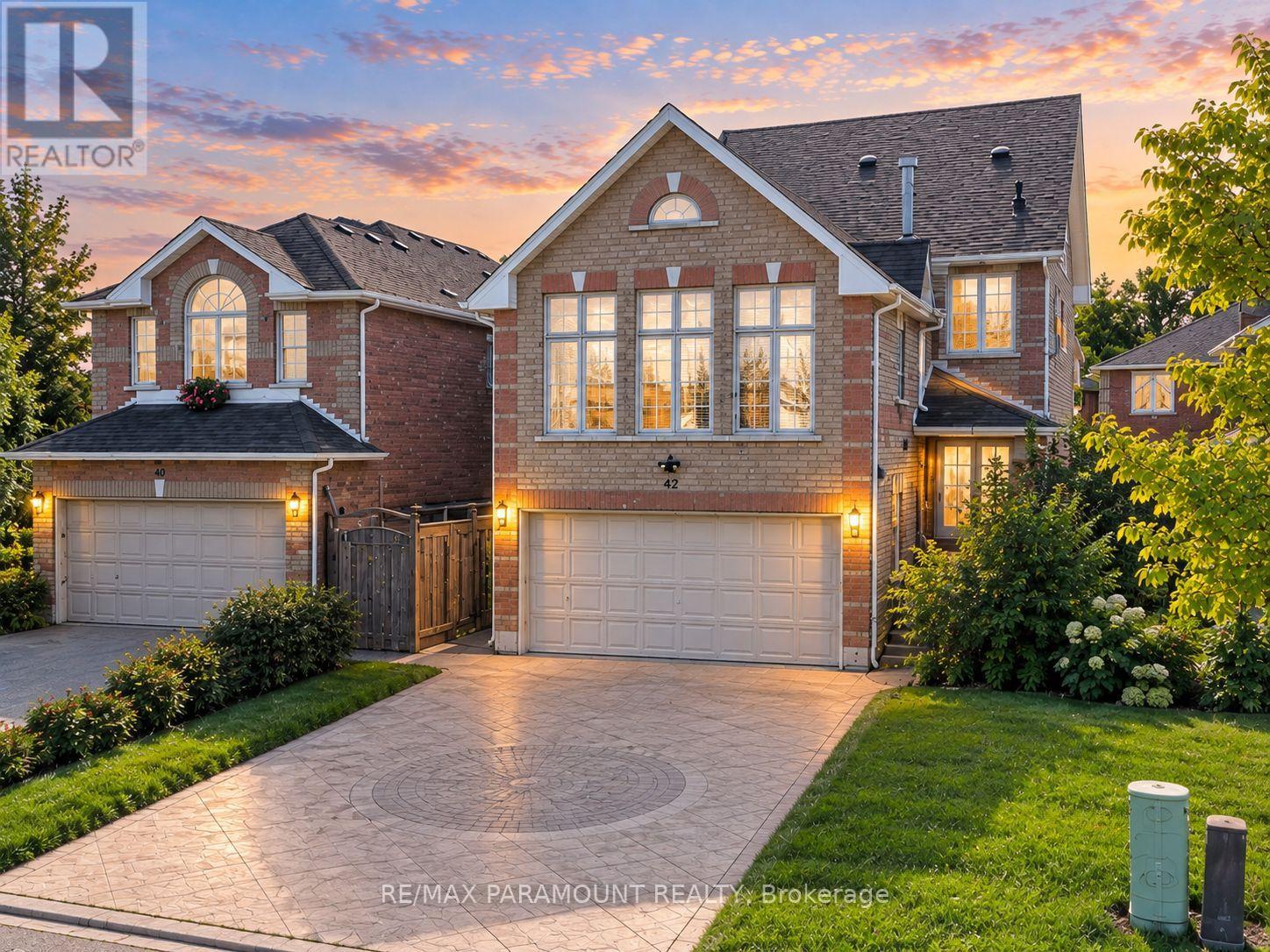 42 Ripley Crescent, Brampton, Ontario  L6Y 5C4 - Photo 3 - W13772246